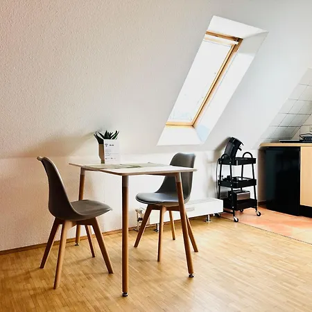 Galerie-dachstudio- Ruhig & Kompakt-waschmaschine- Wlan- Parkplatz 아파트 볼프스부르크